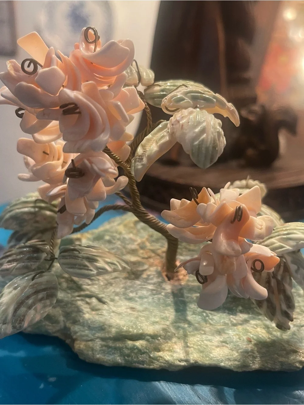 Peach Blossom shell Sculpture - Unbranded